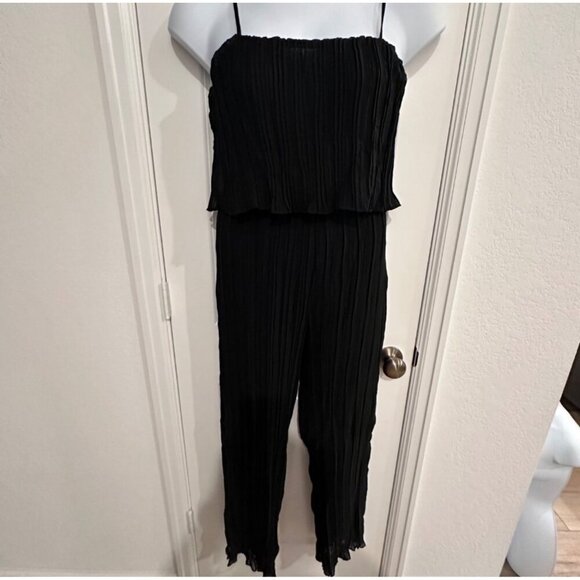Black Pleated Spaghetti Strap Jumpsuit Womens Medium Polyester/Spandex - Picture 2 of 10